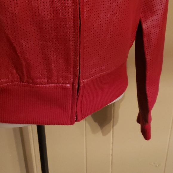 Girls XL Red Jacket - Picture 3 of 8